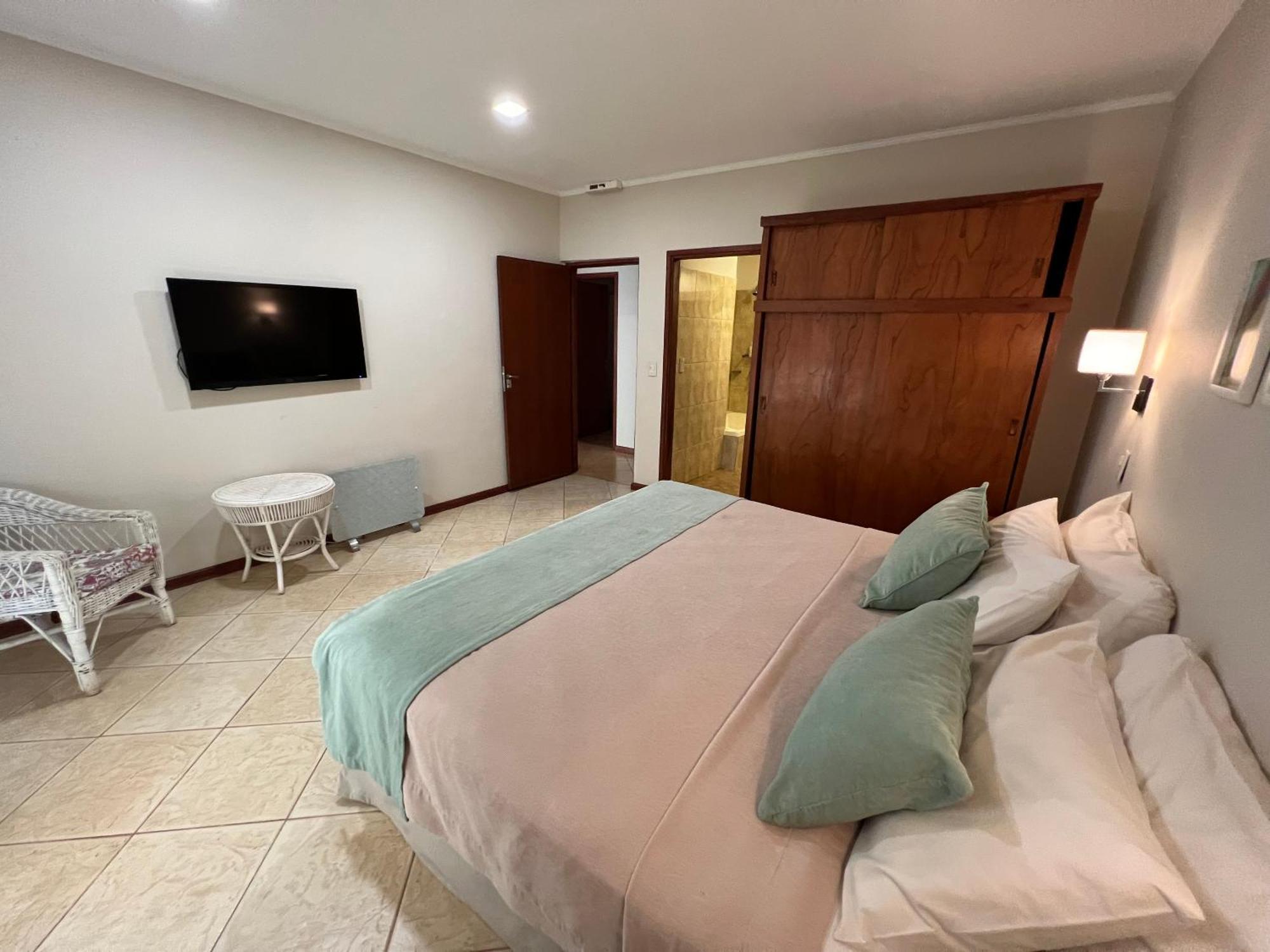 Flora Apartments Puerto Iguazú Zewnętrze zdjęcie